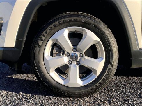 Certified 2018 Jeep Compass Latitude w/ Popular Equipment Group image 9