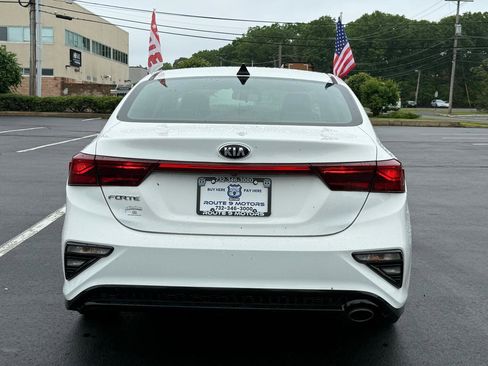 Used 2019 Kia Forte LXS FWD image 5
