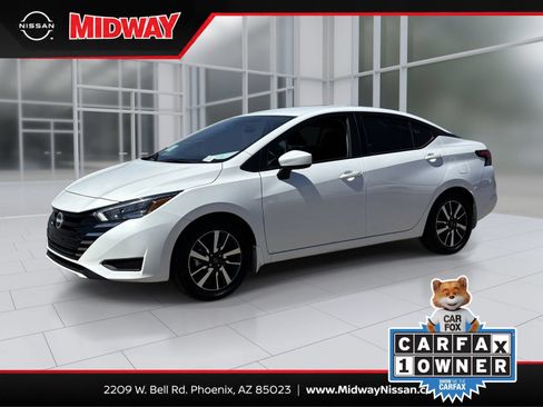 Certified 2025 Nissan Versa SV w/ Trunk Package FWD image 1