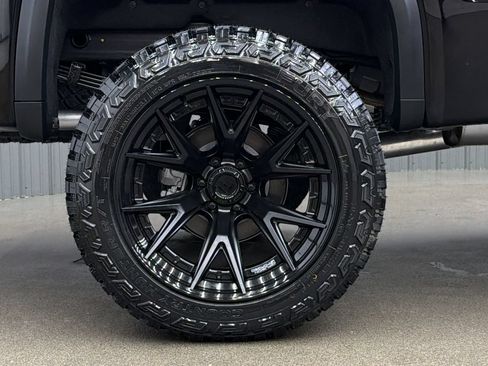 Used 2026 GMC Sierra 1500 AT4X AWD/4WD image 11
