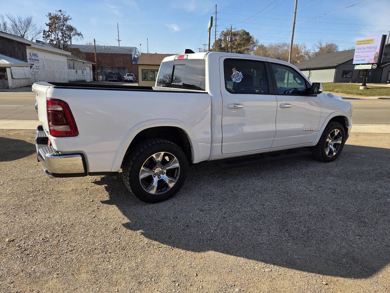 Used 2022 RAM 1500 Laramie AWD/4WD image 4
