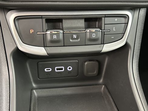 Certified 2023 GMC Terrain SLE image 23