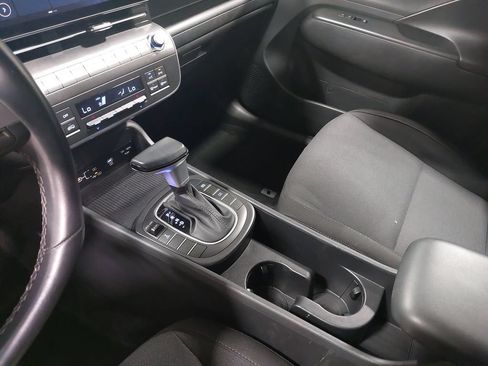 Certified 2025 Hyundai Kona SEL AWD/4WD image 24