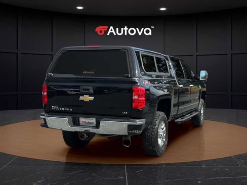 Used 2018 Chevrolet Silverado 2500 LTZ w/ Duramax Plus Package AWD/4WD image 5
