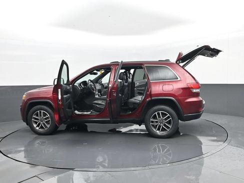 Used 2021 Jeep Grand Cherokee Limited AWD/4WD image 33