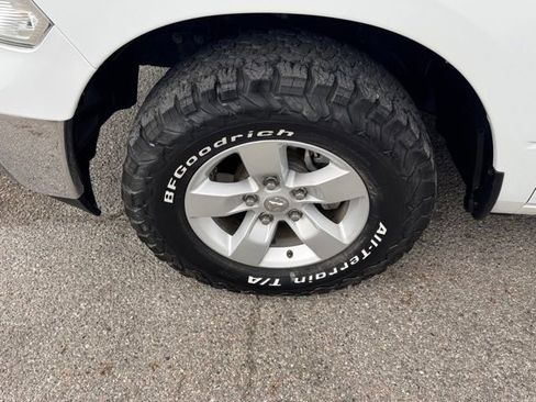 Used 2022 RAM 1500 Tradesman w/ Chrome Appearance Group AWD/4WD image 8