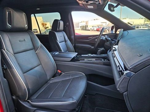 Certified 2023 Cadillac Escalade Sport image 18
