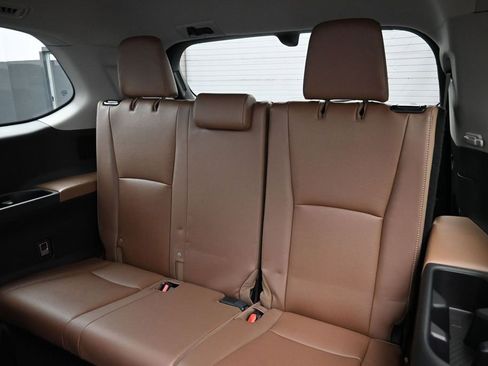 Certified 2024 Toyota Grand Highlander AWD image 31