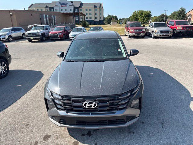 Used 2026 Hyundai Tucson SE FWD image 19