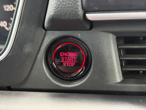 Used 2024 Honda Pilot EX-L image 17