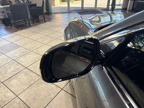 Used 2016 INFINITI Q70 Hybrid w/ Deluxe Touring Package image 8