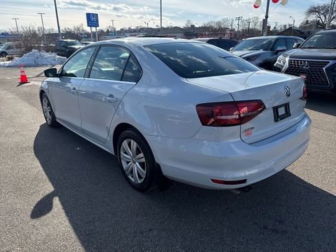 Used 2017 Volkswagen Jetta S image 5