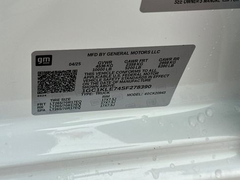 Used 2025 Chevrolet Silverado 2500 W/T w/ WT/CX Safety Package image 32