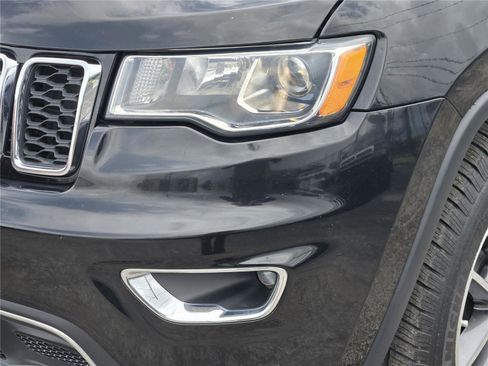 Used 2018 Jeep Grand Cherokee Limited w/ Trailer Tow Group IV RWD image 10