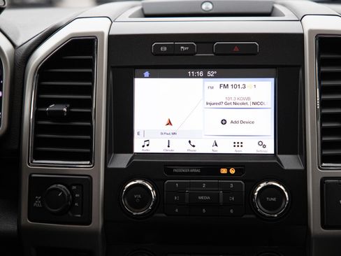 Used 2019 Ford F350 Lariat image 18