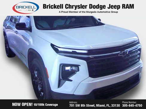 Used 2026 Chevrolet Traverse LT w/ Midnight/Sport Edition image 2