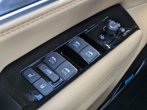 New 2026 Jeep Grand Wagoneer Summit AWD/4WD image 26