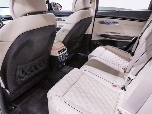 Certified 2023 Genesis GV70 3.5T Sport w/ Sport Prestige Package image 11