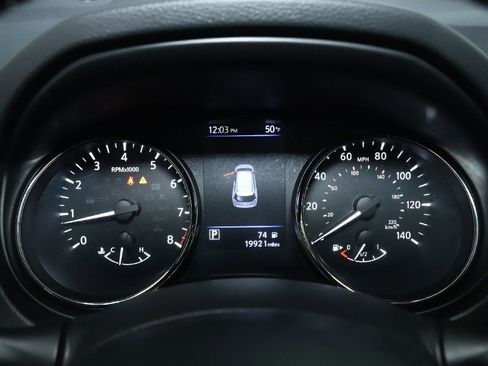 Used 2019 Nissan Rogue SV w/ Premium Package image 26