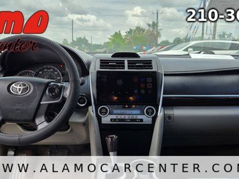 Used 2013 Toyota Camry XLE FWD image 31