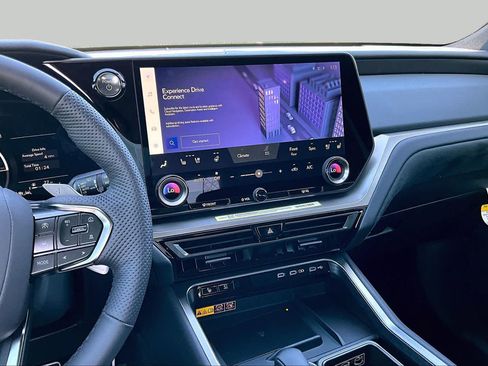New 2026 Lexus TX 500h AWD image 9