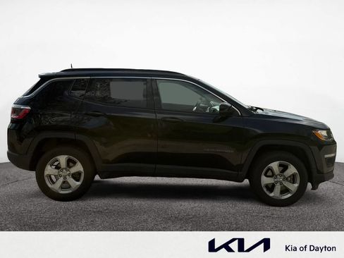 Used 2019 Jeep Compass Latitude w/ Popular Equipment Group image 4