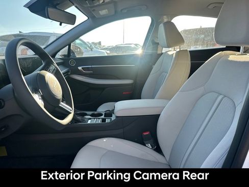 Used 2026 Hyundai Sonata SE FWD image 17