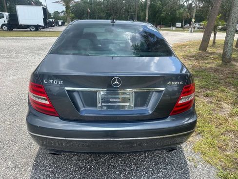 Used 2013 Mercedes-Benz C 300 4MATIC Sedan image 7