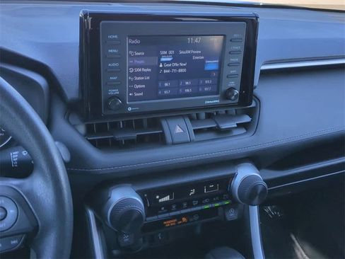 Used 2022 Toyota RAV4 LE image 25