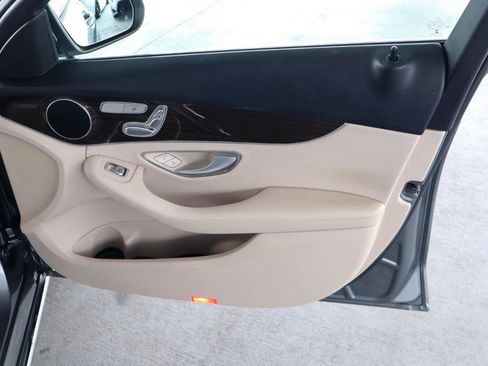 Used 2017 Mercedes-Benz C 300 Sedan w/ Premium 1 Package image 36