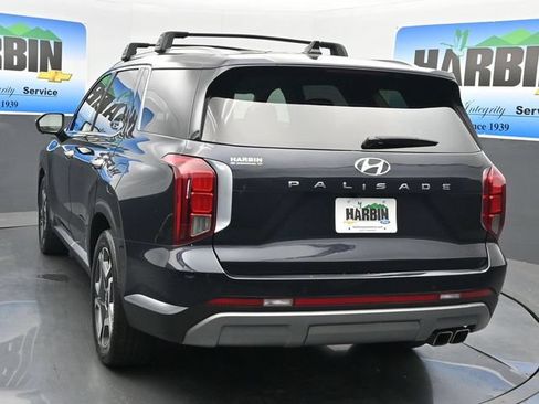 Used 2023 Hyundai Palisade Limited FWD image 4
