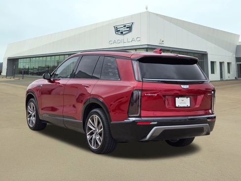 Certified 2026 Cadillac Vistiq Sport w/ LPO, Floor Liner Package image 4