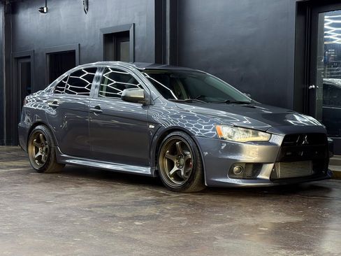 Used 2010 Mitsubishi Lancer Evolution SE image 9