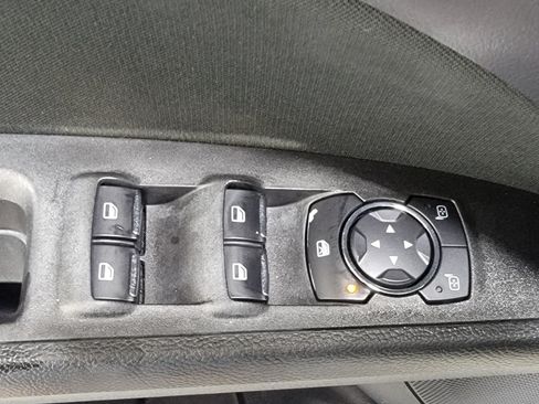 Used 2020 Ford Fusion SE FWD image 25
