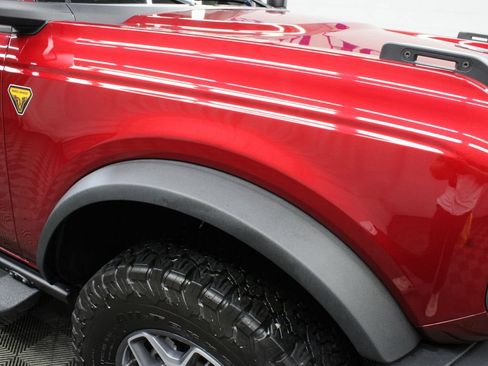 Used 2025 Ford Bronco Badlands AWD/4WD image 40