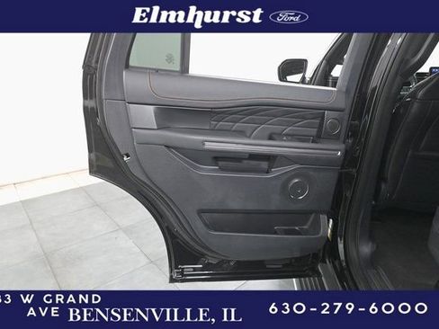 Used 2024 Ford Expedition Platinum image 23