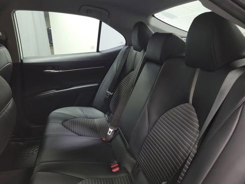 Used 2023 Toyota Camry SE image 20