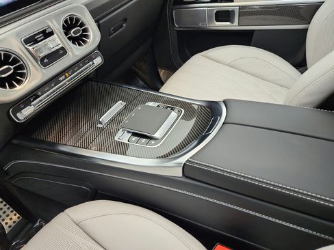 Certified 2025 Mercedes-Benz G 63 AMG 4MATIC image 11