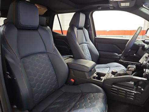 New 2026 Toyota 4Runner 4WD image 31