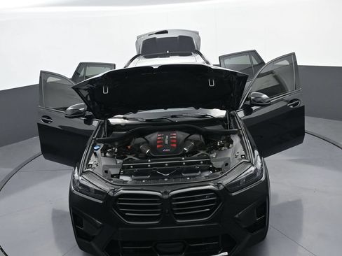 Used 2025 BMW X5 M Competition w/ Executive Package AWD/4WD image 41