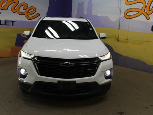 Used 2023 Chevrolet Traverse RS AWD/4WD image 3