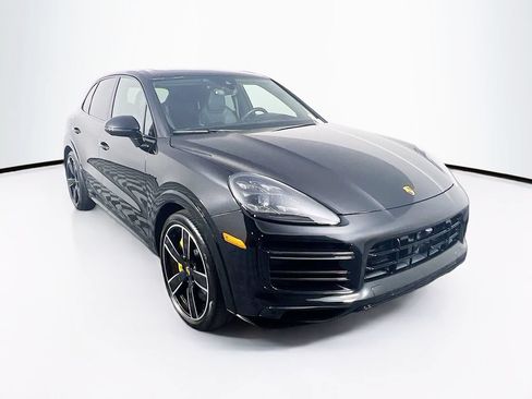 Certified 2023 Porsche Cayenne Turbo S AWD/4WD image 7