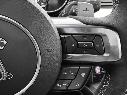 Used 2020 Ford Mustang Shelby GT500 w/ Technology Package image 19