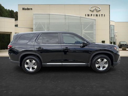 Used 2023 Honda Pilot EX-L image 4