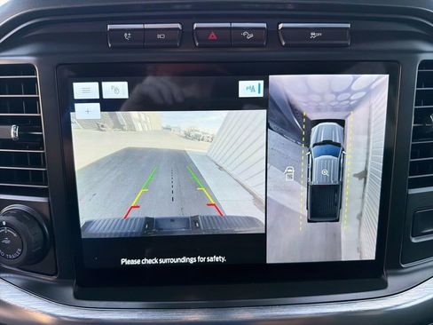 Used 2021 Ford F150 Lariat w/ Max Trailer Tow Package image 30