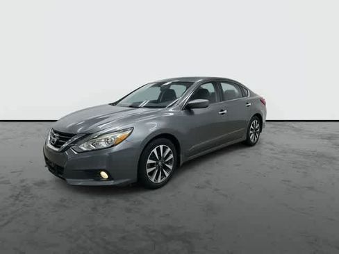 Used 2017 Nissan Altima 2.5 SV FWD image 8