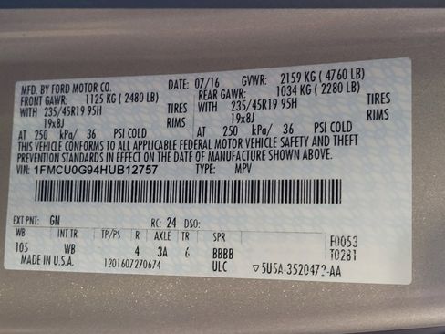 Used 2017 Ford Escape SE w/ SE Sport Appearance Package image 33