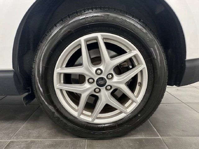 Used 2024 Ford Edge SEL AWD/4WD image 31
