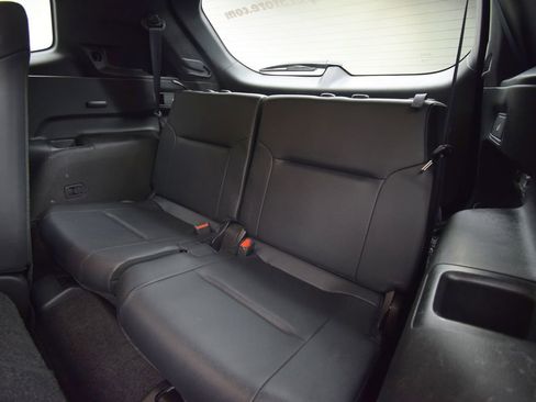 Used 2022 Mitsubishi Outlander SE image 18