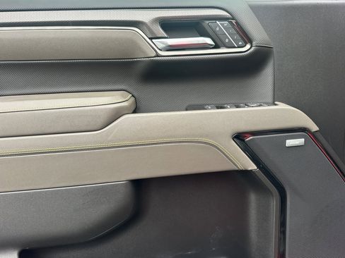 Certified 2023 Chevrolet Silverado 1500 ZR2 w/ Technology Package image 11